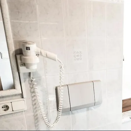 Apartment Bergfrieden 2 B *
